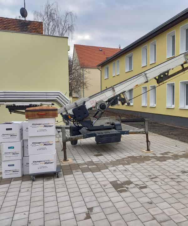 Möbellift in Köln für den Firmenumzug